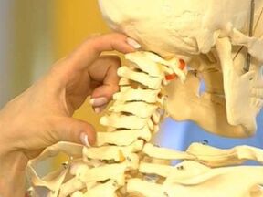 a gerinc nyakának osteochondrosisa fájdalom a gerinc körül